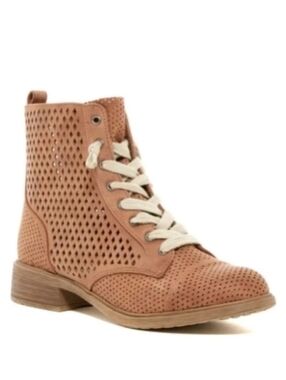 REPORT Hagen Perforated Suede Ankle Boots 10!
